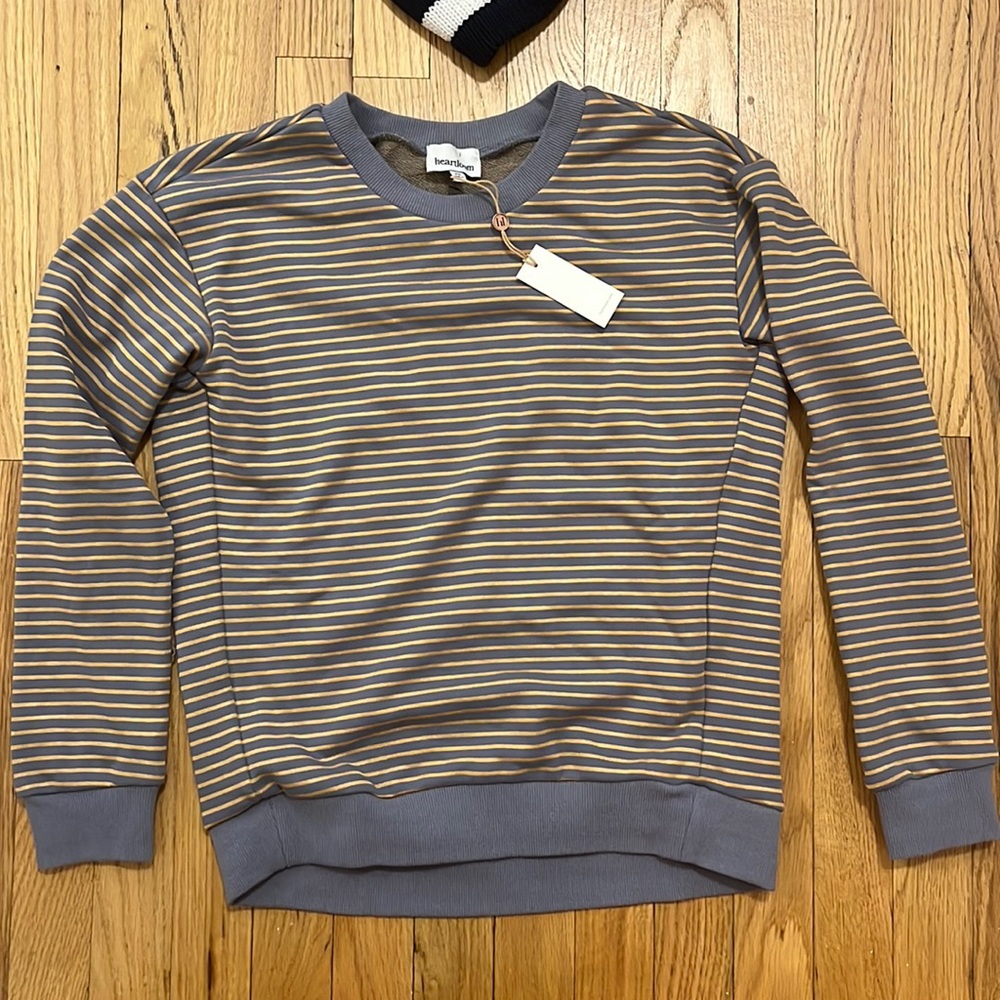 Heartloom Grey x Gold striped sweater. Size xs